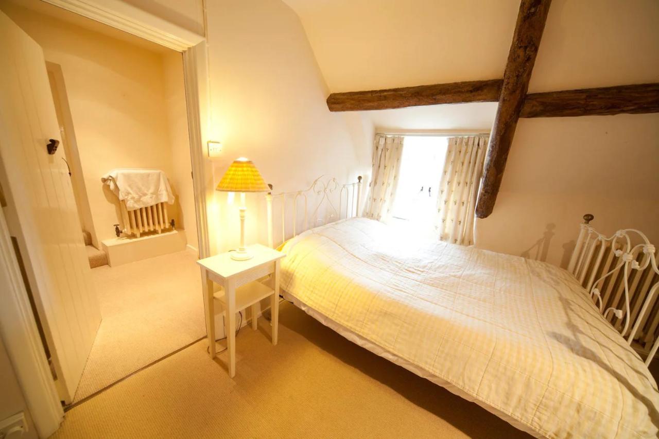 Afton Thatch: Beautiful Thatched Family Cottage Freshwater Esterno foto